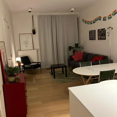 Renovated With Terrace South Гент